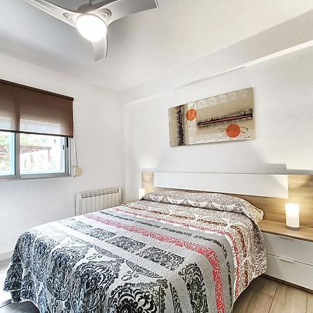 Apartamentos Casanostra Салоу Екстер'єр фото