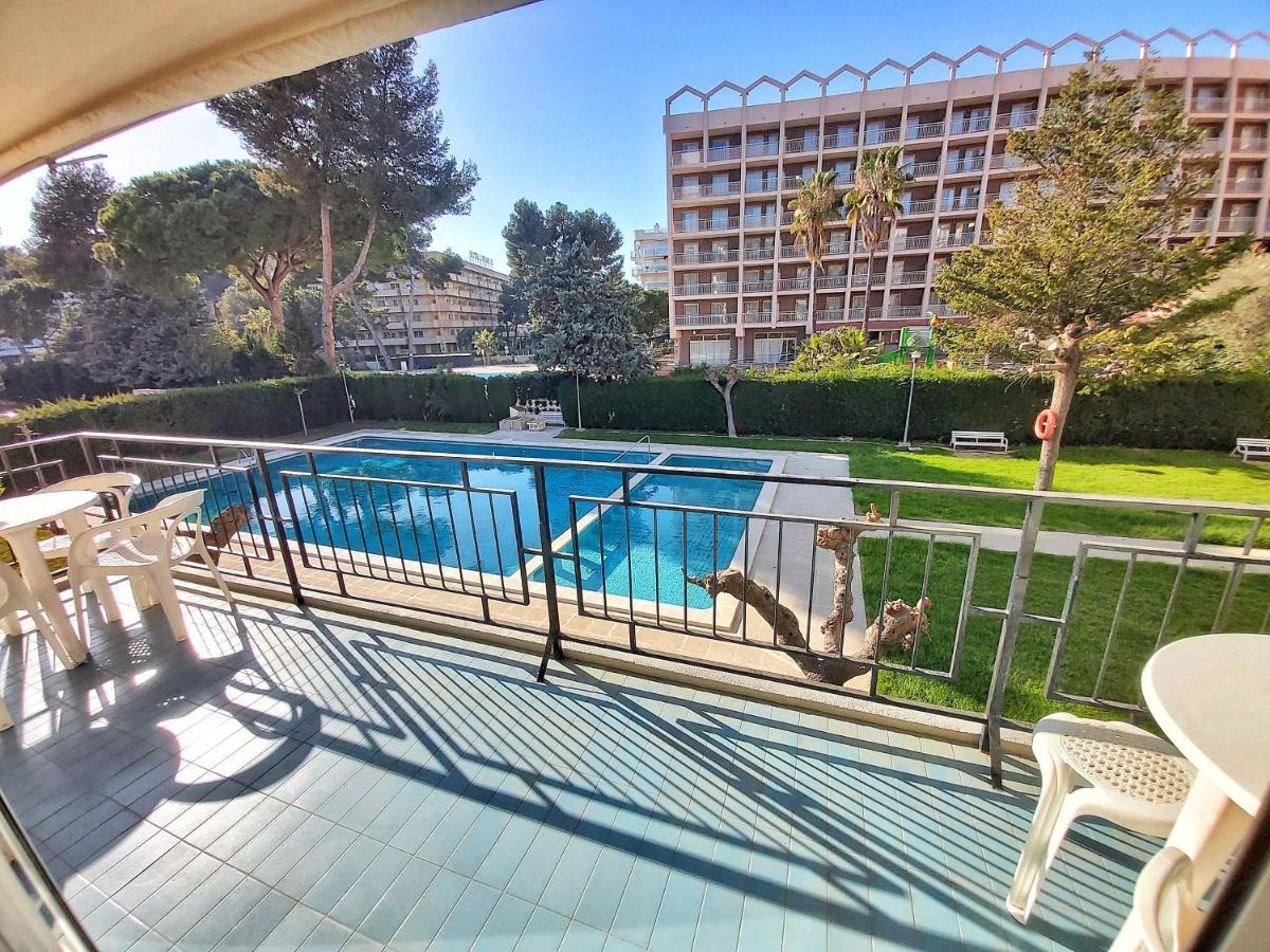 Apartamentos Casanostra Салоу Екстер'єр фото