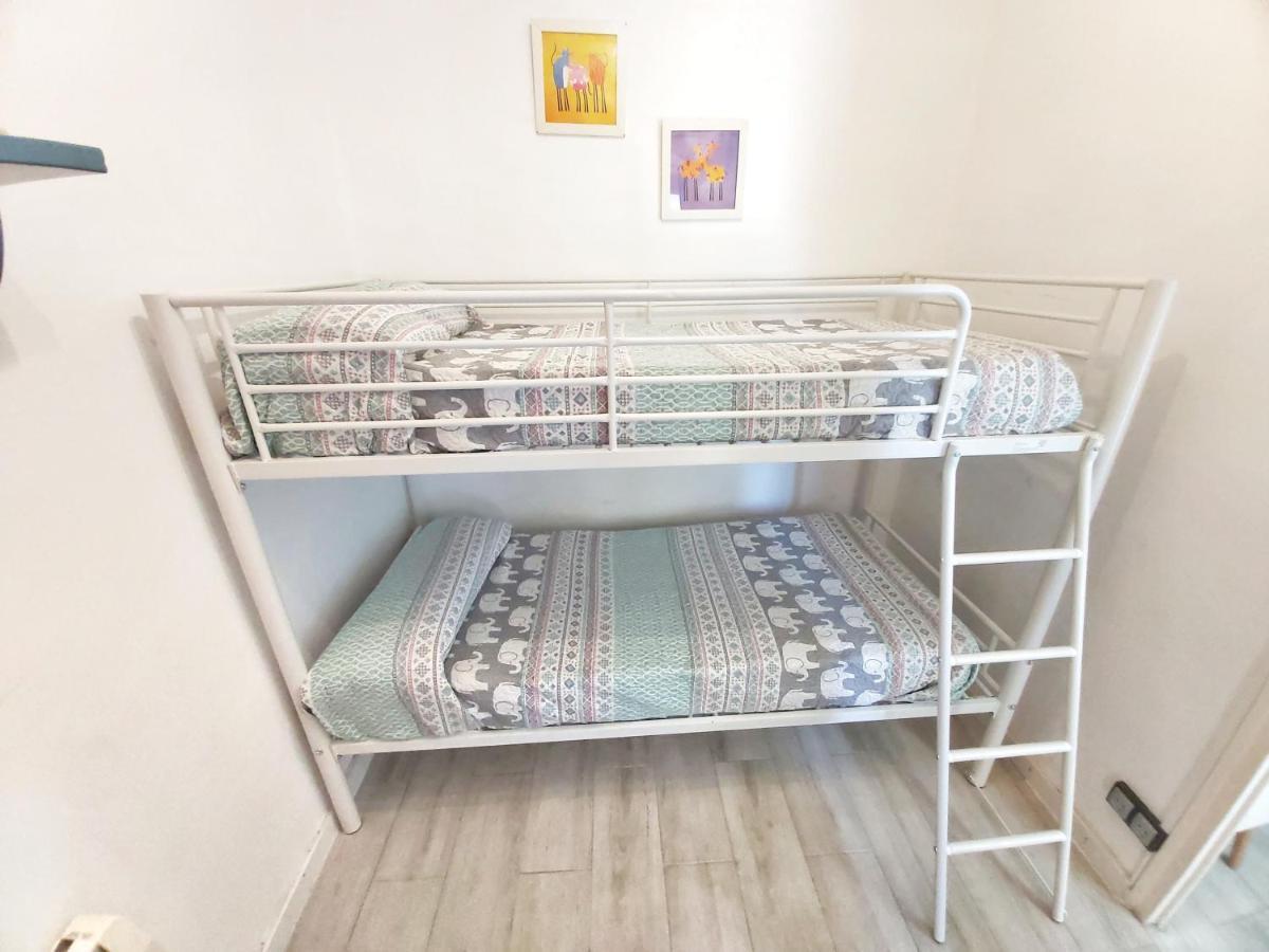 Apartamentos Casanostra Салоу Екстер'єр фото