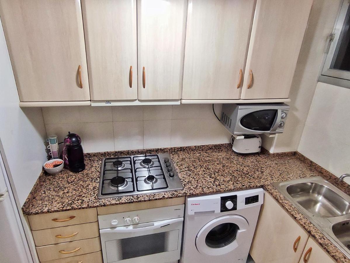 Apartamentos Casanostra Салоу Екстер'єр фото