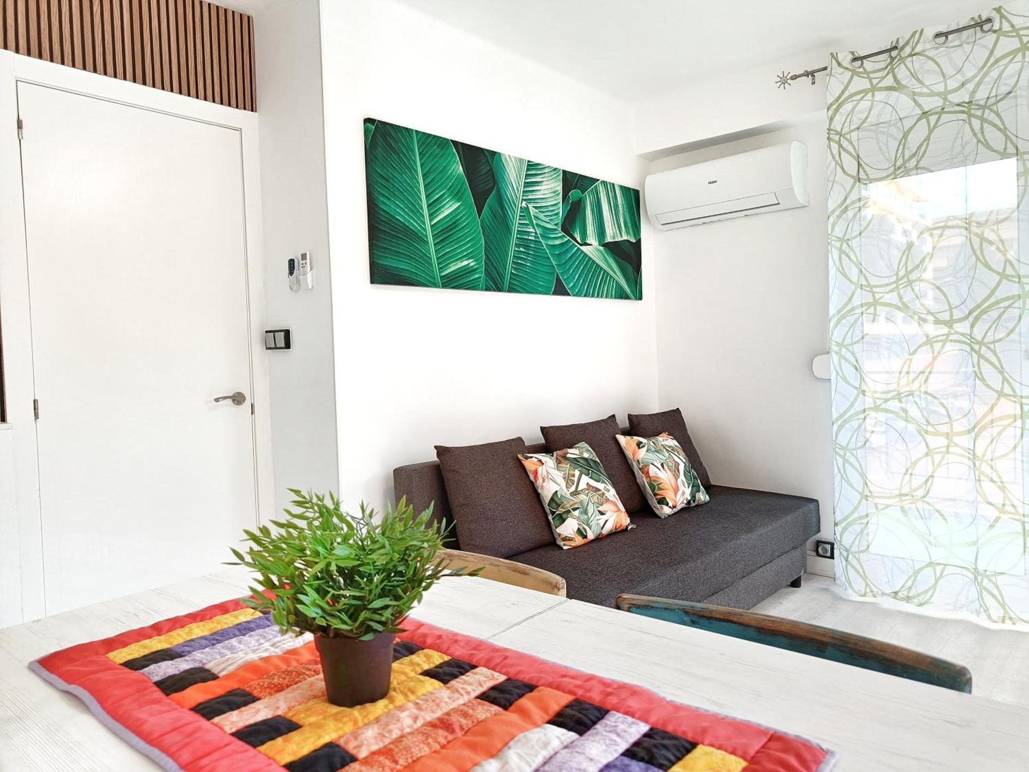 Apartamentos Casanostra Салоу Екстер'єр фото