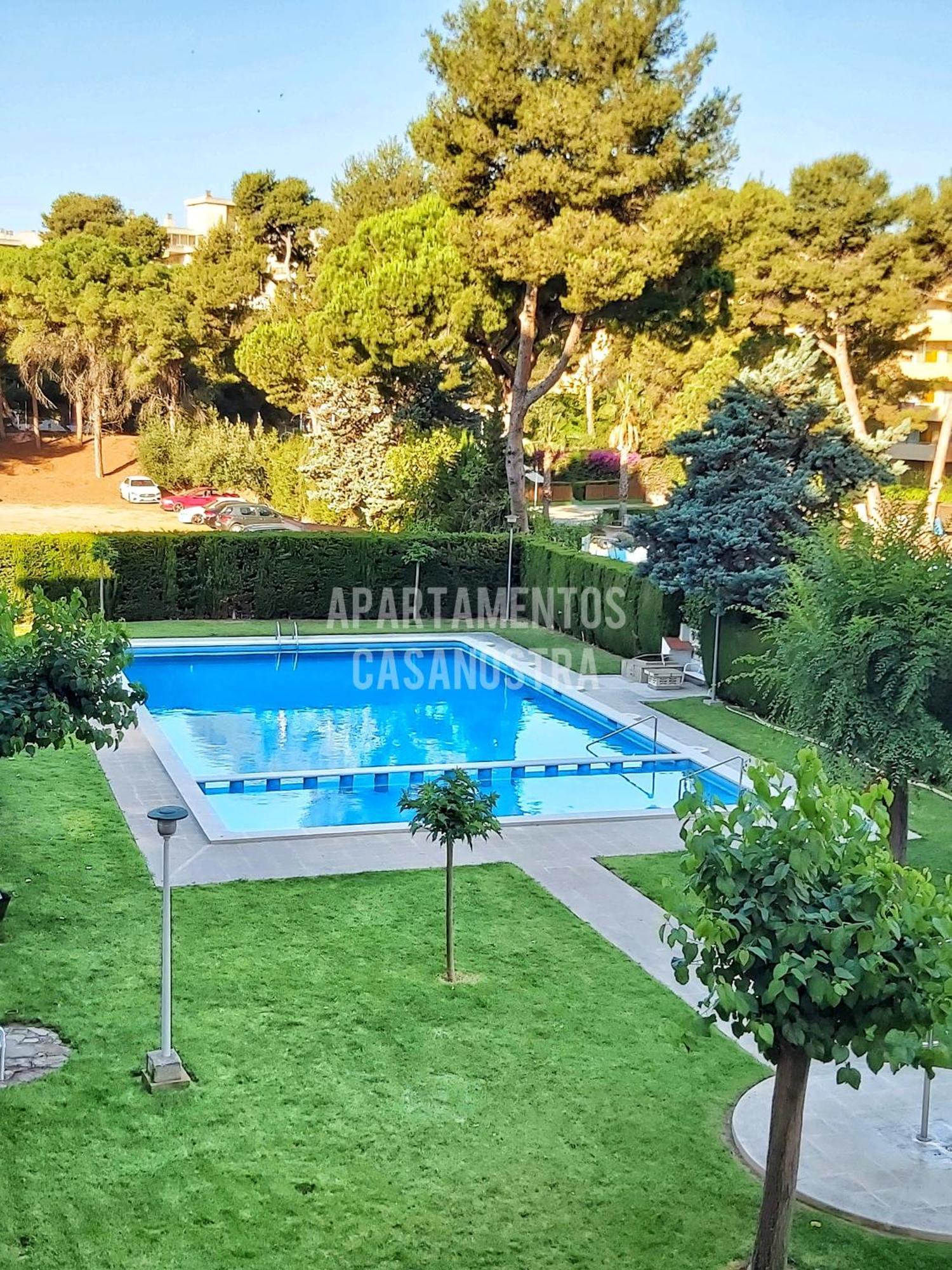 Apartamentos Casanostra Салоу Екстер'єр фото